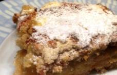 Cea mai simplă prăjitură de post cu mere şi griş. Este gata în 30 de minute