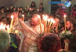 Sfânta Lumină primită de miile de dorohoieni prezenți la slujba de Înviere la Bisericile din Dorohoi – FOTO|VIDEO