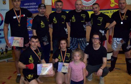 Premii importante obținute de echipa de kickboxing a clubului Black Tiger la Cupa României Budokai - FOTO