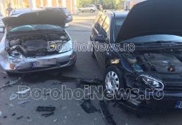 Accident! Două mașini s-au ciocnit pe strada Sașa Pană din Dorohoi - FOTO