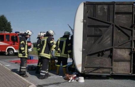 Autocar cu 49 de muncitori, răsturnat în Germania. 40 dintre ei sunt români!