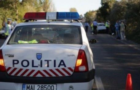 Accident la Zvoriștea. Un șofer din Dorohoi a ajuns cu mașina în șanț