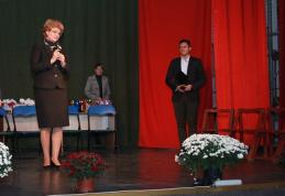 Premiu Special oferit elevilor dorohoieni de către deputatul Mihaela Huncă – „O zi la Parlamentul României” - FOTO