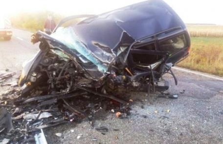 Accident groaznic în județul Suceava soldat cu 9 victime: Un preot, sora, cumnatul şi unul din copiii acestuia au murit în accident - FOTO