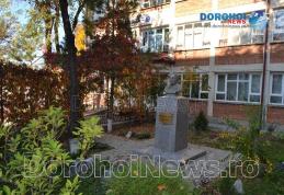 Școala Gimnazială „Mihail Kogălniceanu” Dorohoi la ceas aniversar - FOTO