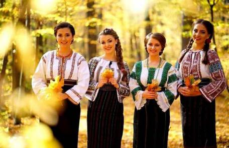 Patru fete din Botoșani promovează județul prin cântec - VIDEO