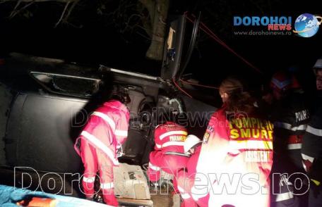 Accident grav pe drumul Dorohoi – Botoșani! O mașină făcută praf și două persoane rănite - FOTO