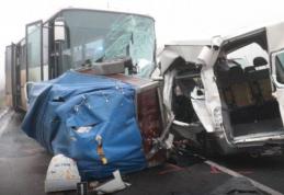 Microbuz cu români implicat într-un grav accident în Ungaria: 3 morți și 5 răniți - VIDEO