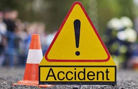 Accident! Două minore ajunse la spital după ce au fost izbite o mașină pe drumul Dorohoi - Darabani