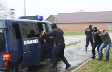 Scandal în Vorniceni, aplanat de jandarmi şi poliţişti