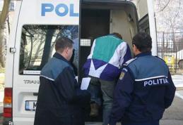 Autorul incendiului de autoturism de pe Bulevardul Victoriei din Dorohoi a fost reținut de poliţişti
