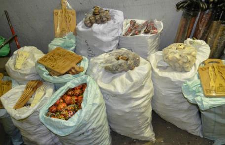 Mii de obiecte de artizanat fără documente, confiscate de polițiștii de frontieră Botoșani - FOTO