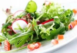 Câteva trucuri care fac salatele sănătoase