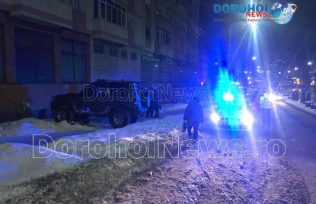 Accident grav la Dorohoi! Adolescent izbit pe trotuar de o mașină scăpată de sub control - FOTO