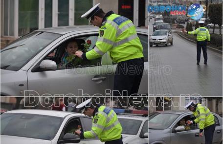 Șoferițe „amendate” cu flori de Poliția Rutieră Dorohoi - FOTO