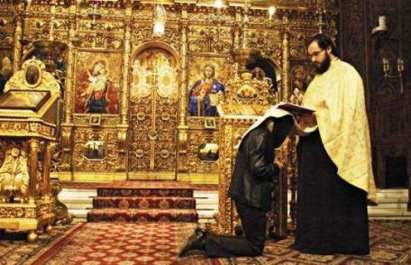 Premieră: România va avea un preot duhovnic al turiștilor care va spovedi pe oricine vizitează bisericile săsești