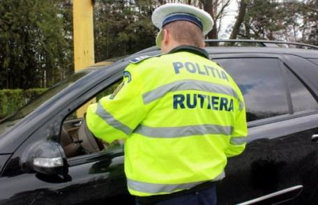 Poliţia face RAVAGII între şoferi: Peste 50 de amenzi și 6 permise suspendate în doar 24 de ore