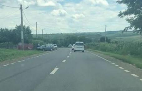 Accident pe drumul Dorohoi-Botoșani! Femeie rănită după ce două mașini s-au ciocnit la Leorda