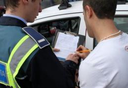 Actele la control! Razie a polițiștilor din Botoșani. S-a lăsat cu amenzi și confiscări pentru comercializarea ilegală a unor mărfuri