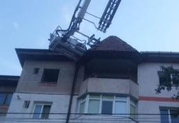 Intervenție de urgență a pompierilor la un bloc din Botoșani - FOTO