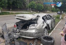 Accident grav de circulație în Dorohoi: Două persoane la spital în stare gravă după ce un BMW a fost scăpat de sub control - FOTO