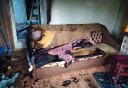 Explozie urmată incendiu într-o bucătărie: Proprietara a ajuns la spital cu faţa şi mâinile arse - FOTO