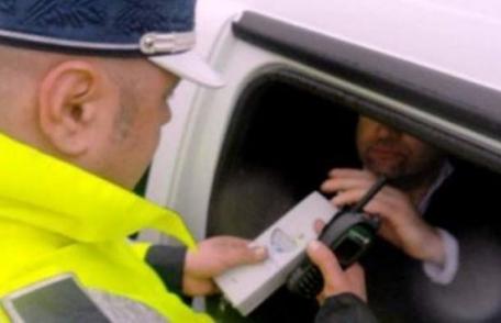 Dosar penal pentru un bărbat din Suceava, prins în timp ce conducea băut prin comuna Mihăileni
