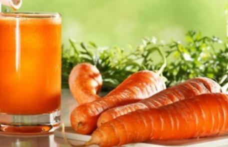 Sucul de morcov, o excelentă sursă naturală de vitamine