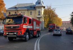 Cutremur de 7,5 grade pe Richter în România. Mai multe echipaje de pompieri din Botoșani au plecat către București - FOTO