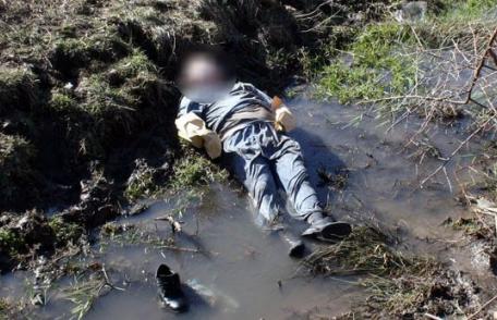 Descoperire macabră: Botoșănean găsit mort într-un pârâu!