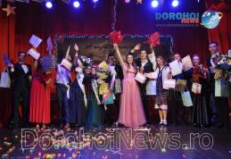 Miss și Mister Boboc 2018: Emoții și energie la Balul Bobocilor organizat de Seminarul „Sf. Ioan Iacob” Dorohoi – VIDEO/FOTO