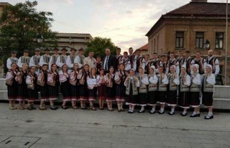 Ansamblul „Mugurelul-Mărgineanca” va reprezenta Moldova la Alba Iulia