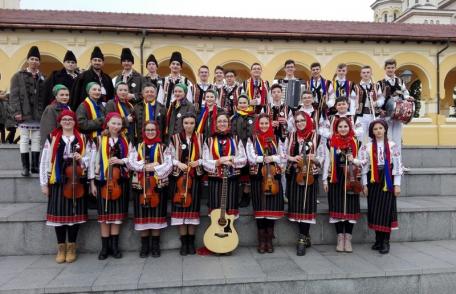 PREMIUL I pentru Ansamblul „MUGURELUL – MĂRGINEANCA” la Alba Iulia - FOTO