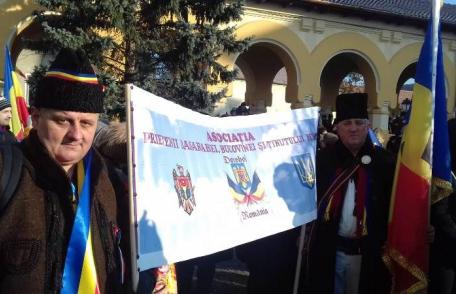 Membrii Asociației „Prietenii Basarabiei, Bucovinei și Ținutului Herța” prezenți de 1 Decembrie 2018 la Alba Iulia - FOTO