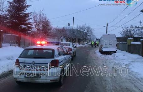Tragic! Bărbat găsit decedat pe marginea străzii Colonel Vasiliu din Dorohoi - FOTO