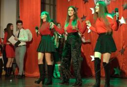 Magia sărbătorilor a străbătut CN „Grigore Ghica” în cadrul spectacolului „Crăciun la Ghica ” – FOTO