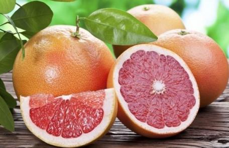 Fructul care împiedică îmbătrânirea precoce a organismului