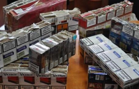 Ţigări de contrabandă, la vânzare într-un magazin din judeţ