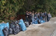 Grupul Şcolar Al. Vlahuţă (VIDEO):  O parte din pădurea Horlăceni a fost igienizată în cadrul campaniei Let’s Do It, Romania!