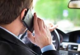 Măsuri mai dure: Ce amendă rişti dacă vorbeşti la telefon în timp ce şofezi