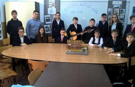 Școala Gimnazială „Mihail Kogălniceanu”: Dorohoi: Ieri – Azi – Mâine - FOTO