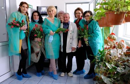 Doamnele din PSD Botoșani au oferit mărțișoare unor femei speciale - FOTO