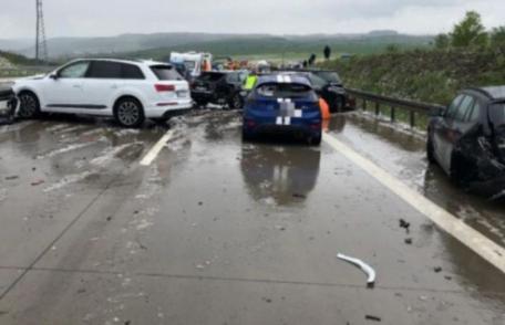 Accident cu peste 50 de maşini în Germania în urma unei furtuni - VIDEO