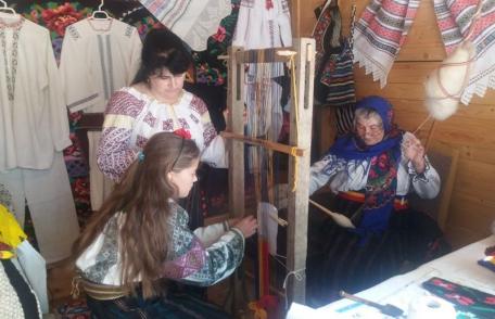 Comuna Ibănești își prezintă din nou meșteșugurile tradiționale la Târgul Meșterilor Populari Botoșani - FOTO