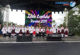 Spectacol susținut de copii talentați în prima zi la Zilele Copilului Dorohoi 2019 - FOTO
