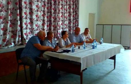 Autorităţile din zona de supraveghere impusă de focarul de PPA de la Hăneşti, convocate la o întâlnire de urgenţă