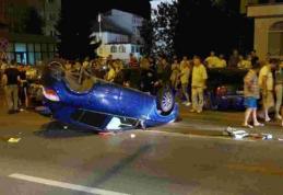 Mașină răsturnată în centrul Botoșaniului! Un obiect căzut din mașină a creat panică printre martorii accidentului