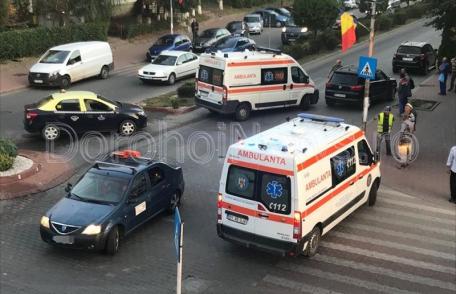 Accident pe Bulevardul Victoriei: Șofer încătușat după ce a lovit o mașină tip „Școala” și a fugit de la locul accidentului - FOTO