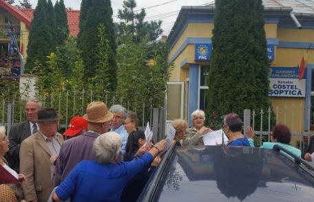 Pensionarii Social-Democrați botoșăneni fac apel la toate partidele să le garanteze românilor dreptul la pensie! - FOTO
