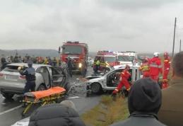 Tragedie pe drumul Botoșani – Iași! Patru morți și doi răniți după impactul dintre două mașini - FOTO